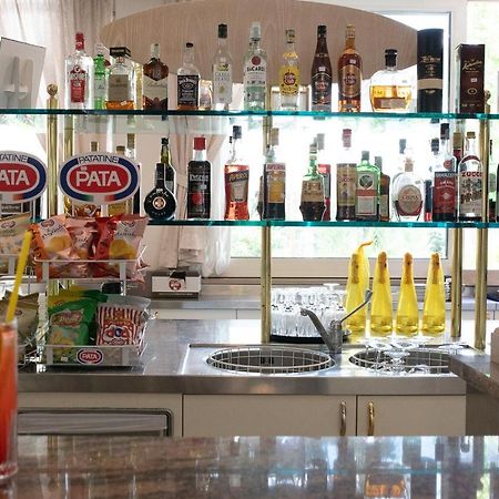 Hotel Roma Residenza تّشيرفييا المظهر الخارجي الصورة